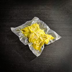 Involtini di verza, patate, salsiccia e scamorza affumicata